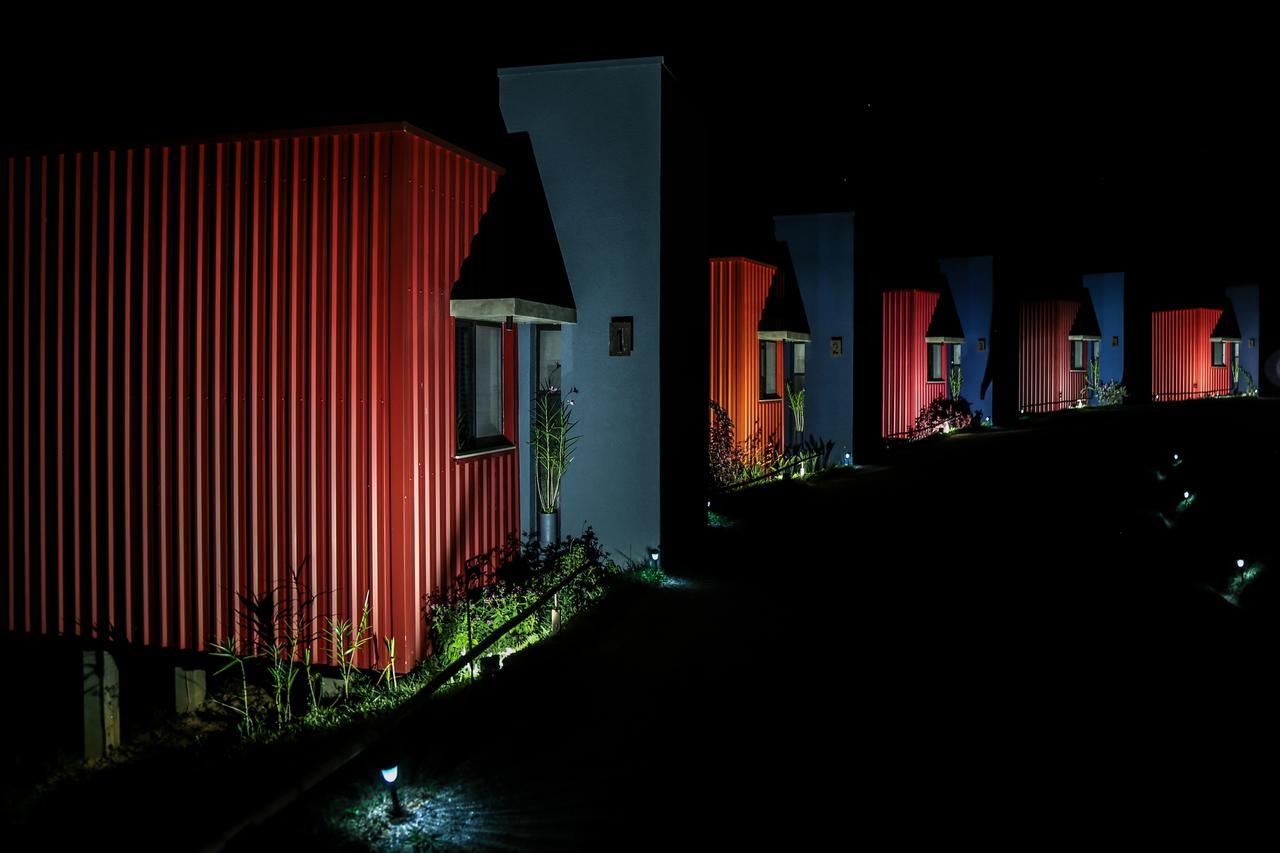 Latitude Lodge Cunha Bagian luar foto